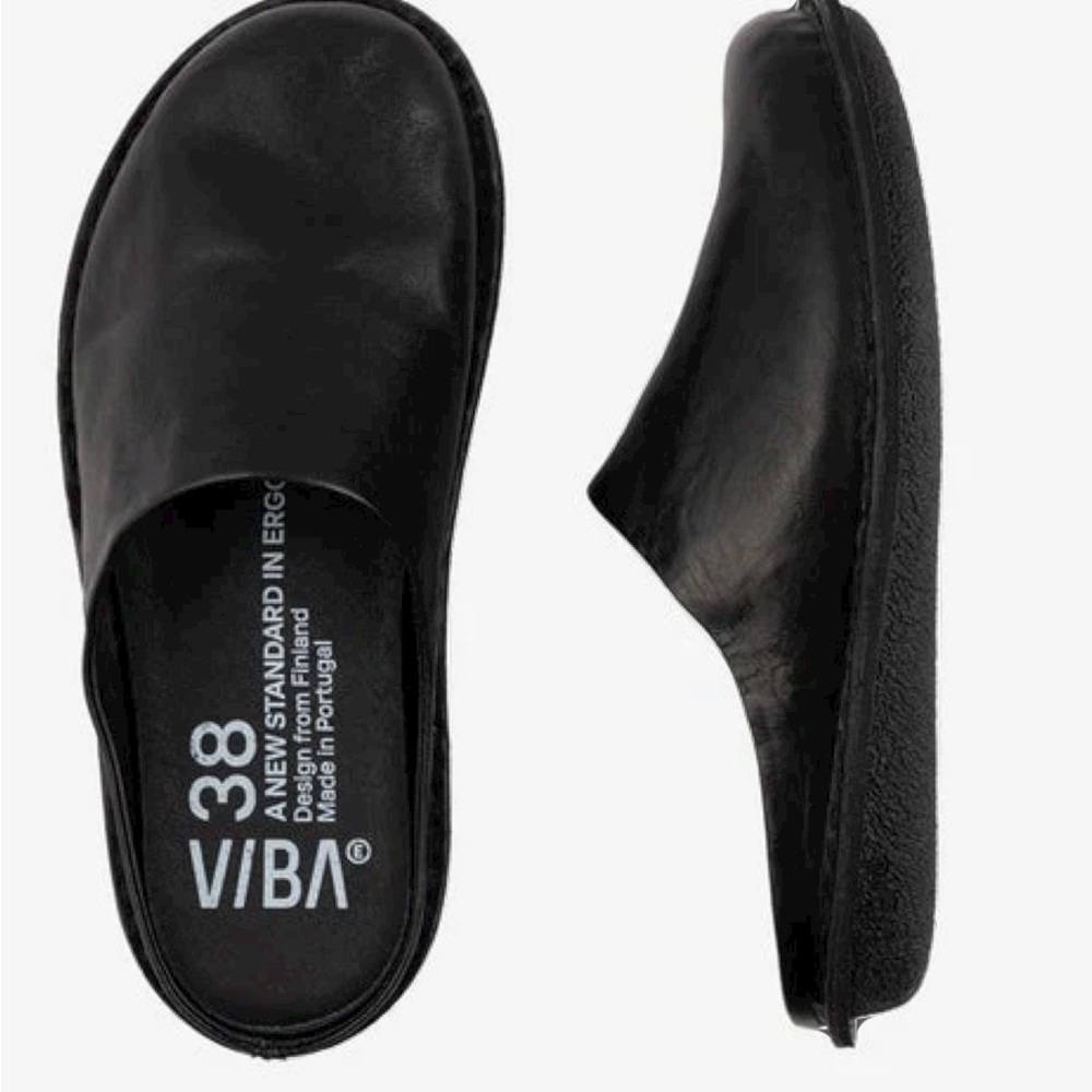 VIBAe sz 40 Roma softest leather Preto black mule slides in like new pre-owned.